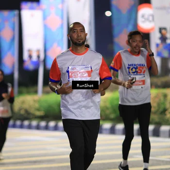 Runner Photo 4796505