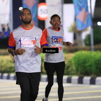 Runner Photo 4796531