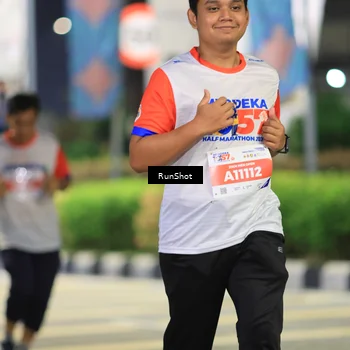 Runner Photo 4796719