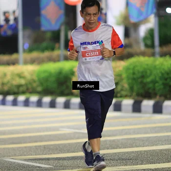 Runner Photo 4796755