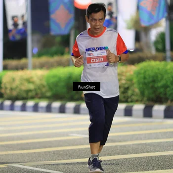 Runner Photo 4796765