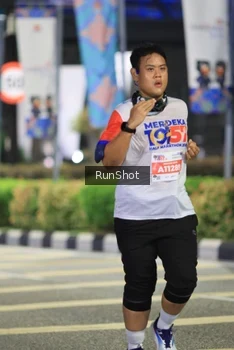 Runner Photo 4797339