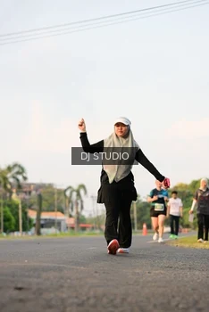 Runner Photo 4798611