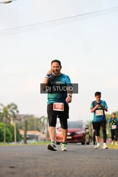 Runner Photo 4799097