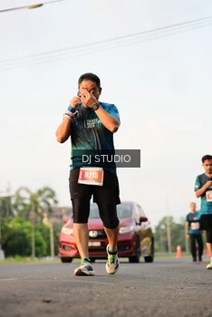 Runner Photo 4799105