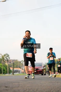 Runner Photo 4799110