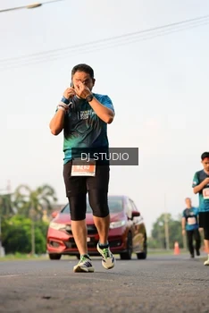 Runner Photo 4799121