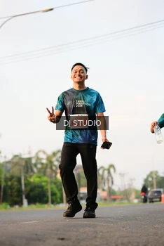 Runner Photo 4799344