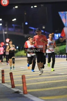 Runner Photo 4799663