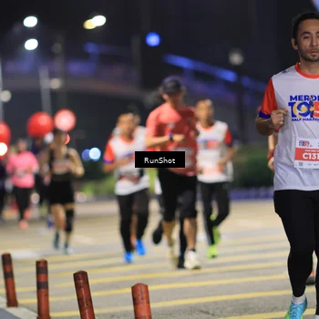 Runner Photo 4799692