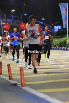 Runner Photo 4799844