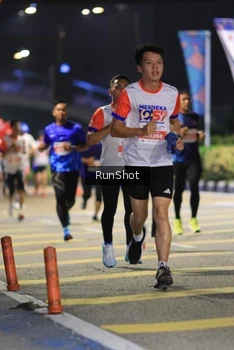 Runner Photo 4799859