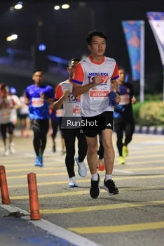 Runner Photo 4799877