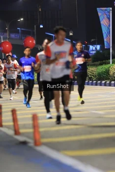 Runner Photo 4799896