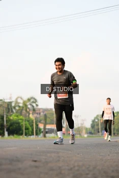 Runner Photo 4799918