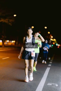 Runner Photo 4799993