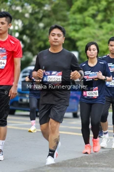 Runner Photo 48000