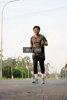 Runner Photo 4800022