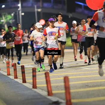 Runner Photo 4800027