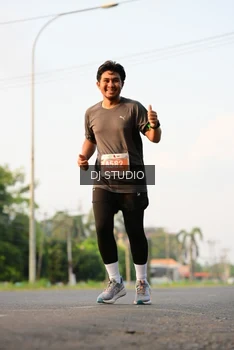 Runner Photo 4800043