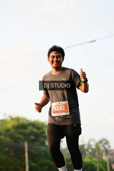 Runner Photo 4800069