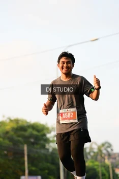 Runner Photo 4800076