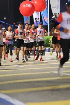 Runner Photo 4800104