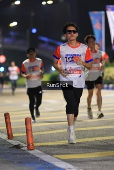 Runner Photo 4800142