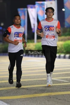 Runner Photo 4800210