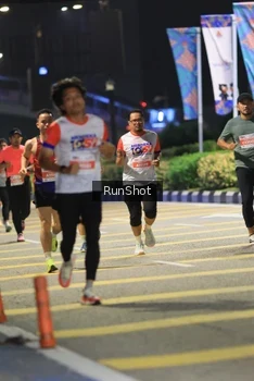 Runner Photo 4800275
