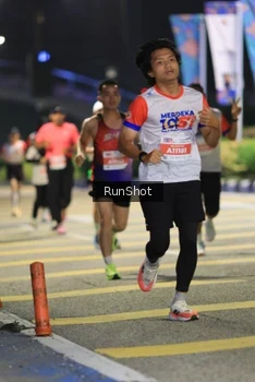 Runner Photo 4800280