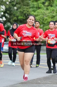 Runner Photo 48004