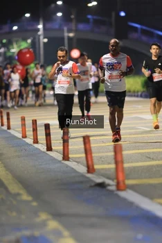 Runner Photo 4800400