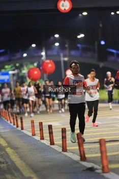 Runner Photo 4800428