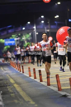 Runner Photo 4800546