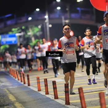 Runner Photo 4800551