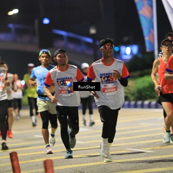 Runner Photo 4800635