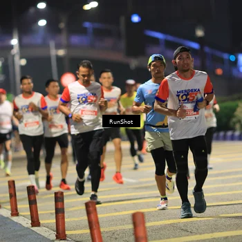 Runner Photo 4800643