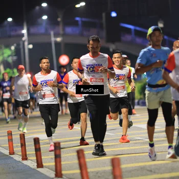 Runner Photo 4800648