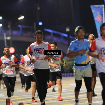 Runner Photo 4800656