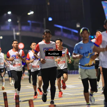 Runner Photo 4800657