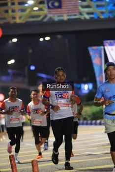 Runner Photo 4800681