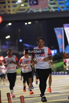 Runner Photo 4800683