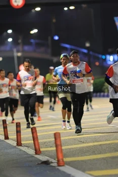 Runner Photo 4800684