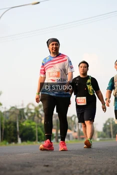 Runner Photo 4800701
