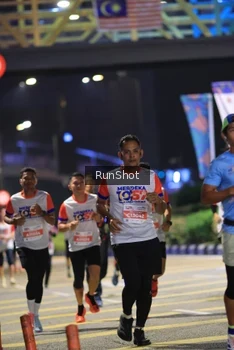 Runner Photo 4800729