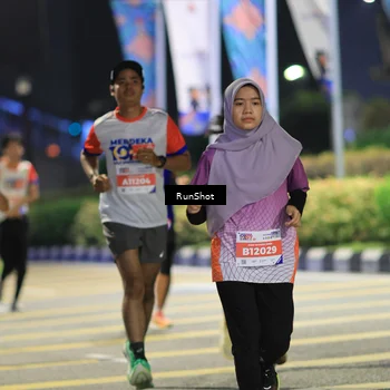 Runner Photo 4800737