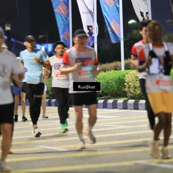 Runner Photo 4800797