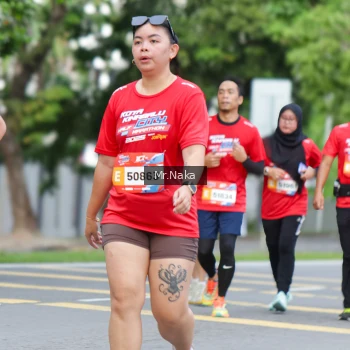 Runner Photo 48008