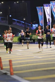 Runner Photo 4800873